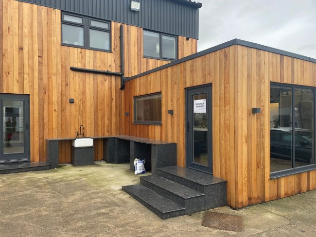 Meridian Exterior Image